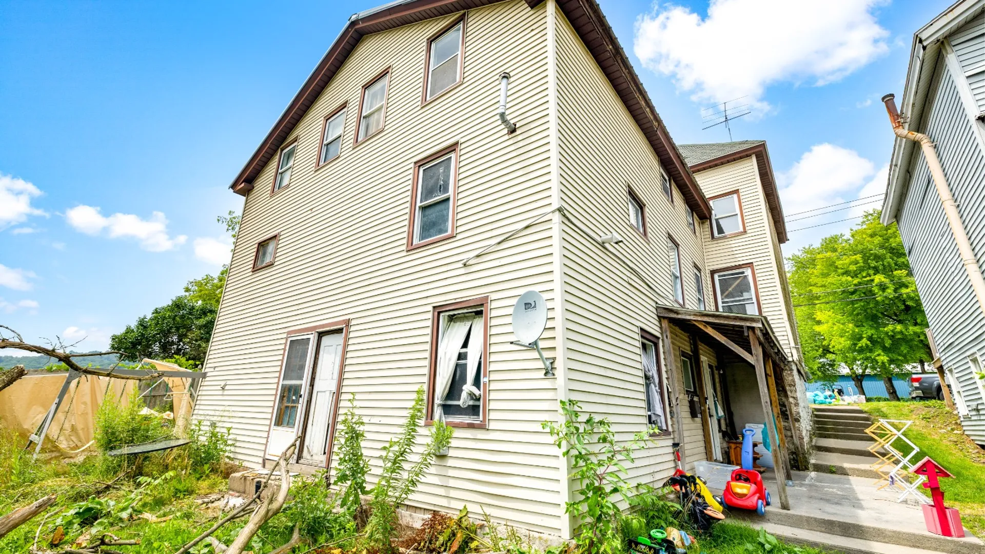 Property at 573 John St, Little Falls, NY 13365 41