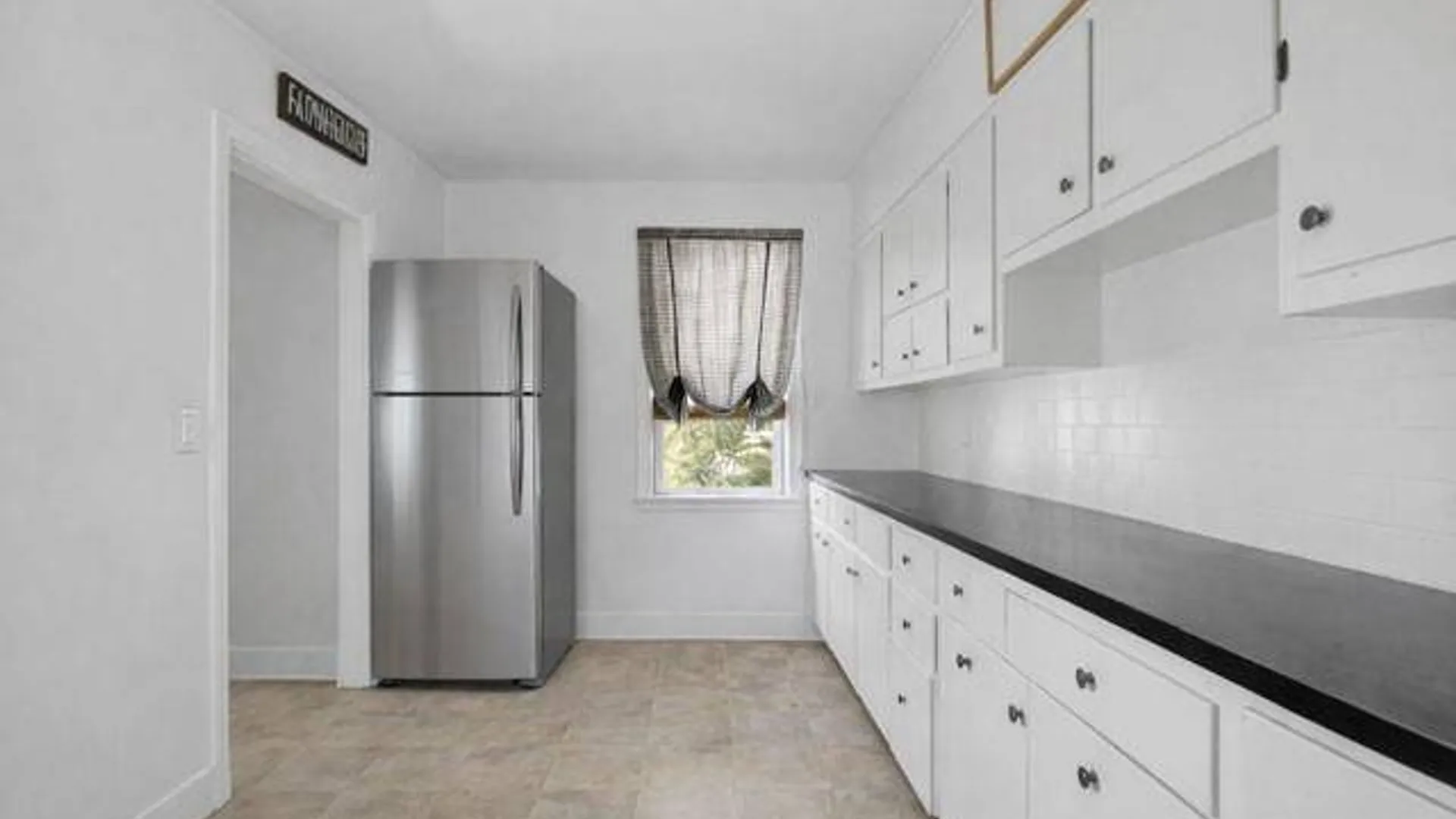 Property at 80 Labau Ave, Staten Island, NY 10301 8