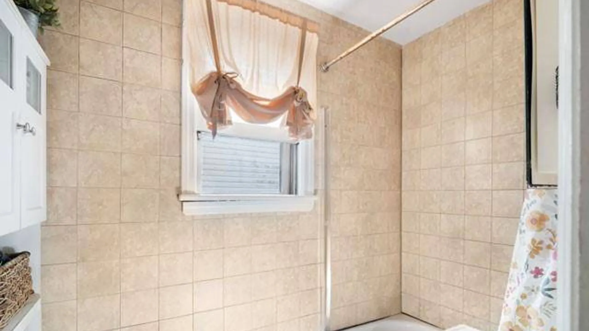 Property at 80 Labau Ave, Staten Island, NY 10301 17
