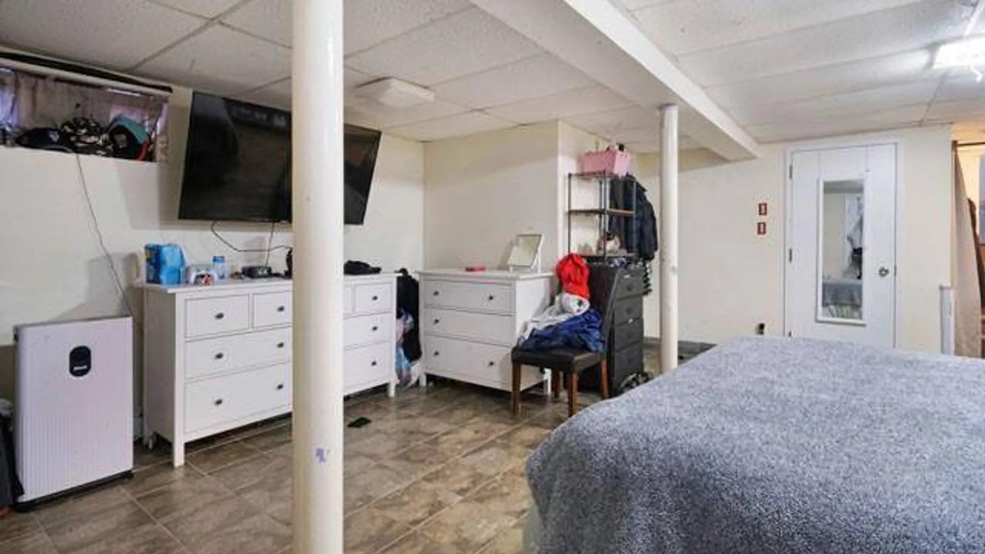 Property at 80 Labau Ave, Staten Island, NY 10301 19