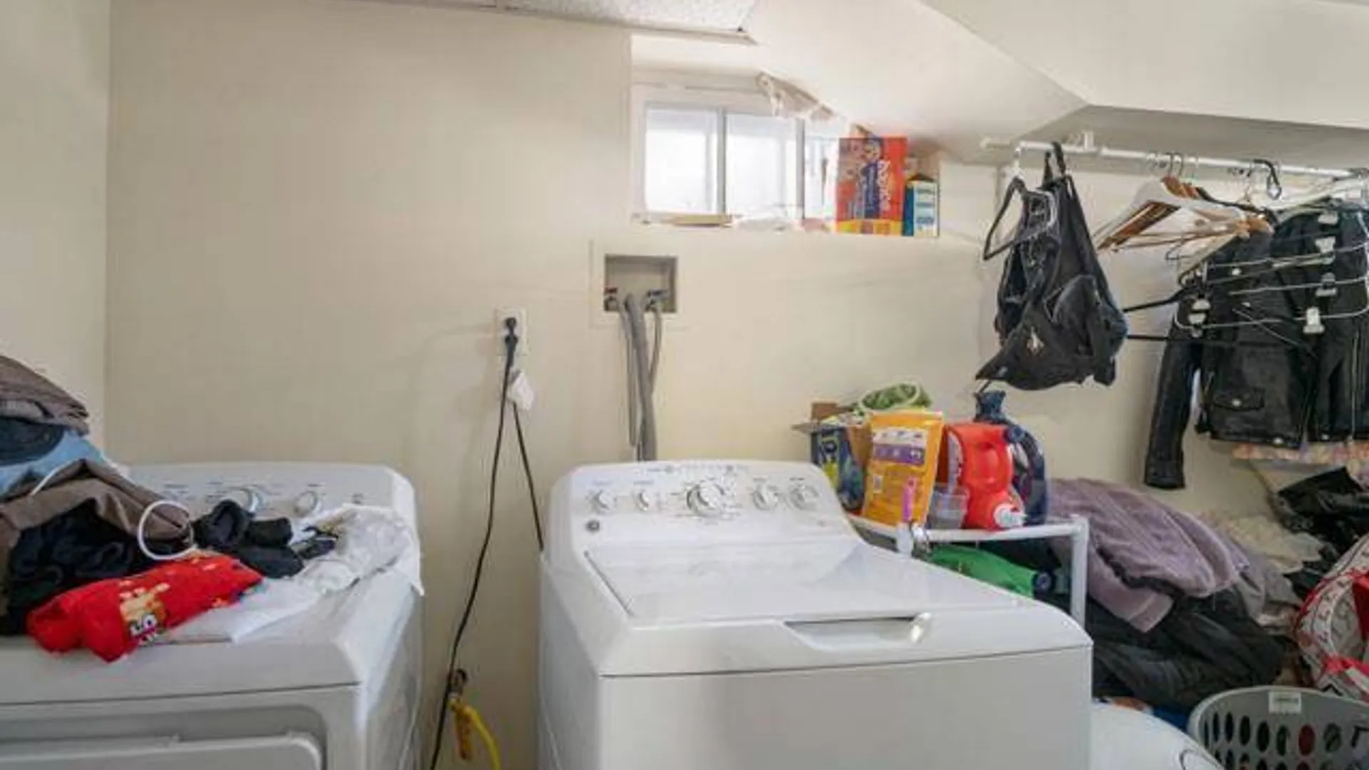 Property at 80 Labau Ave, Staten Island, NY 10301 21