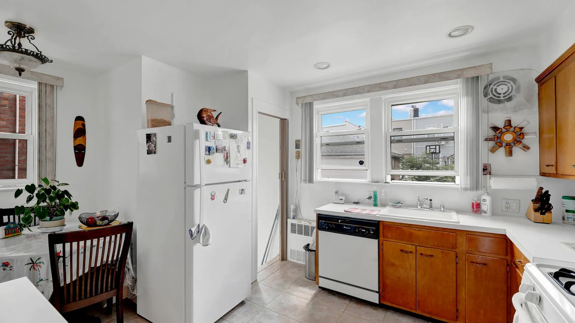 Property at 1548 E 38th St, Brooklyn, NY 11234 10