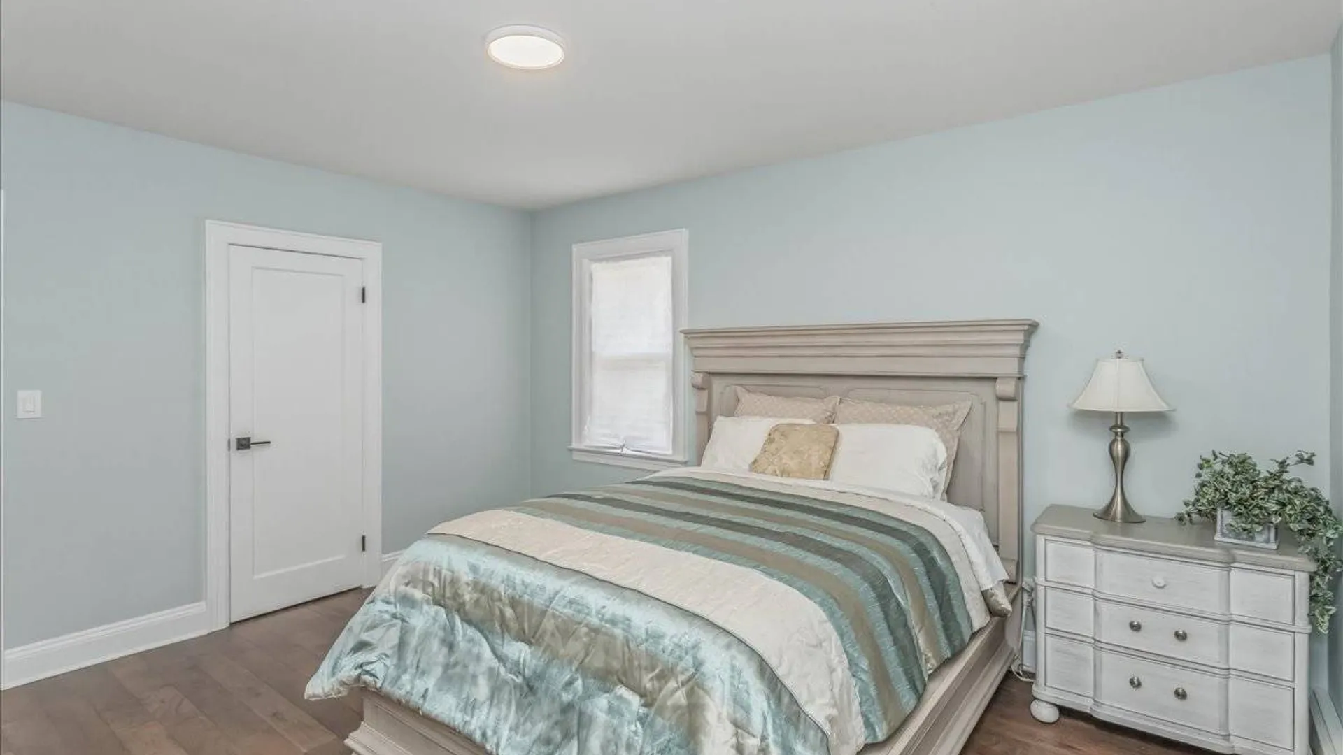 Property at 155 Carman Ave, East Rockaway, NY 11518 17