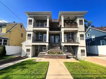 Property at 1131 Forest Ave, Staten Island, NY 10310