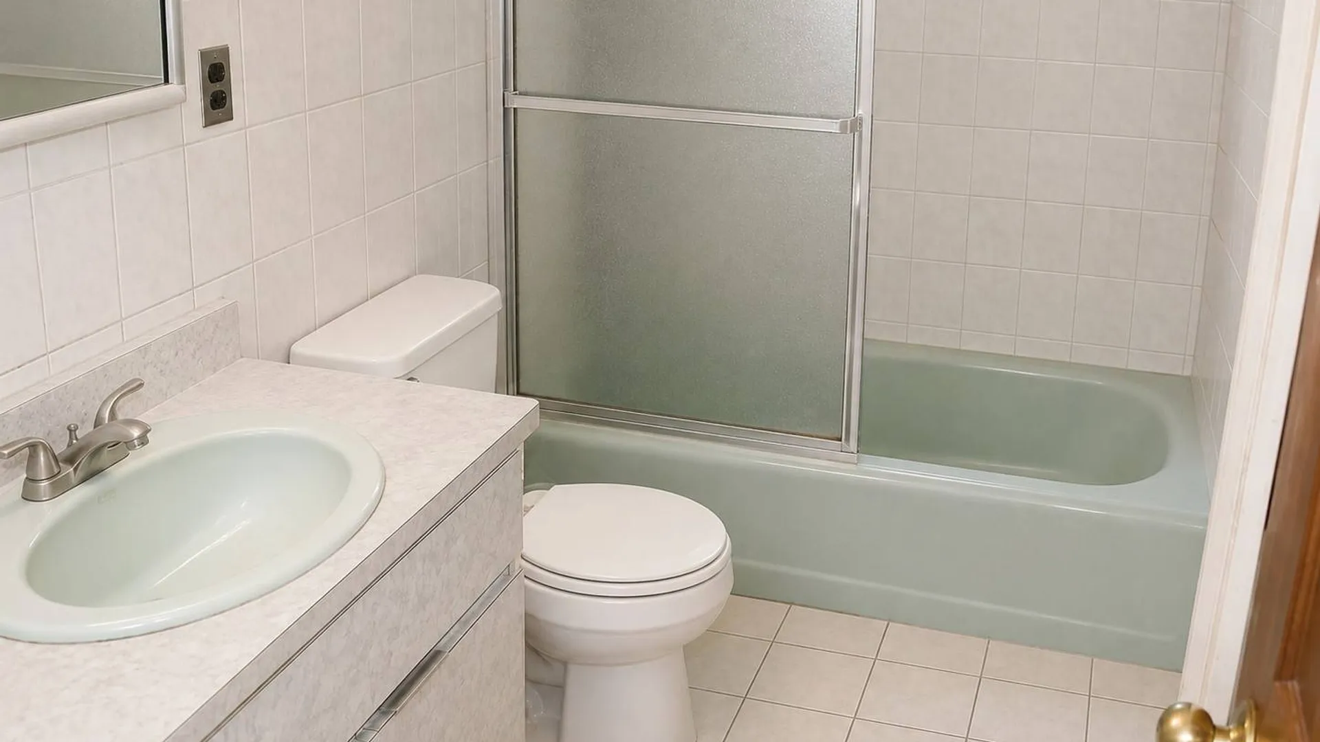 Property at 2064 63rd St, Brooklyn, NY 11204 9