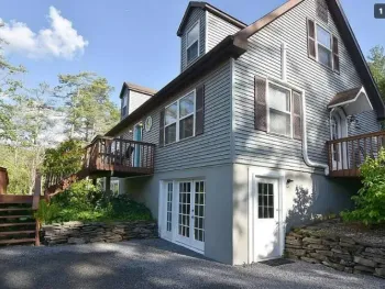 Property at 68 Garfield Rd, Phoenicia, NY 12464