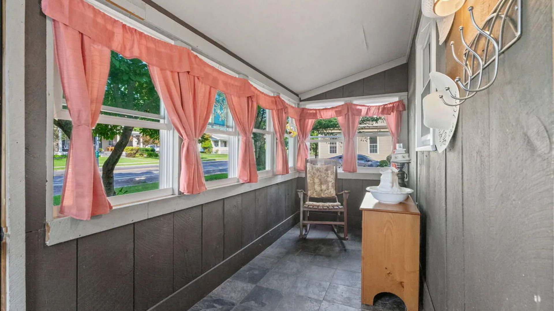 Property at 50 Washington Avenue, Coxsackie, NY 12051 4