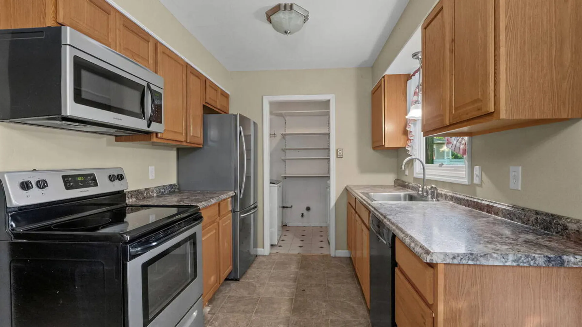 Property at 50 Washington Avenue, Coxsackie, NY 12051 12