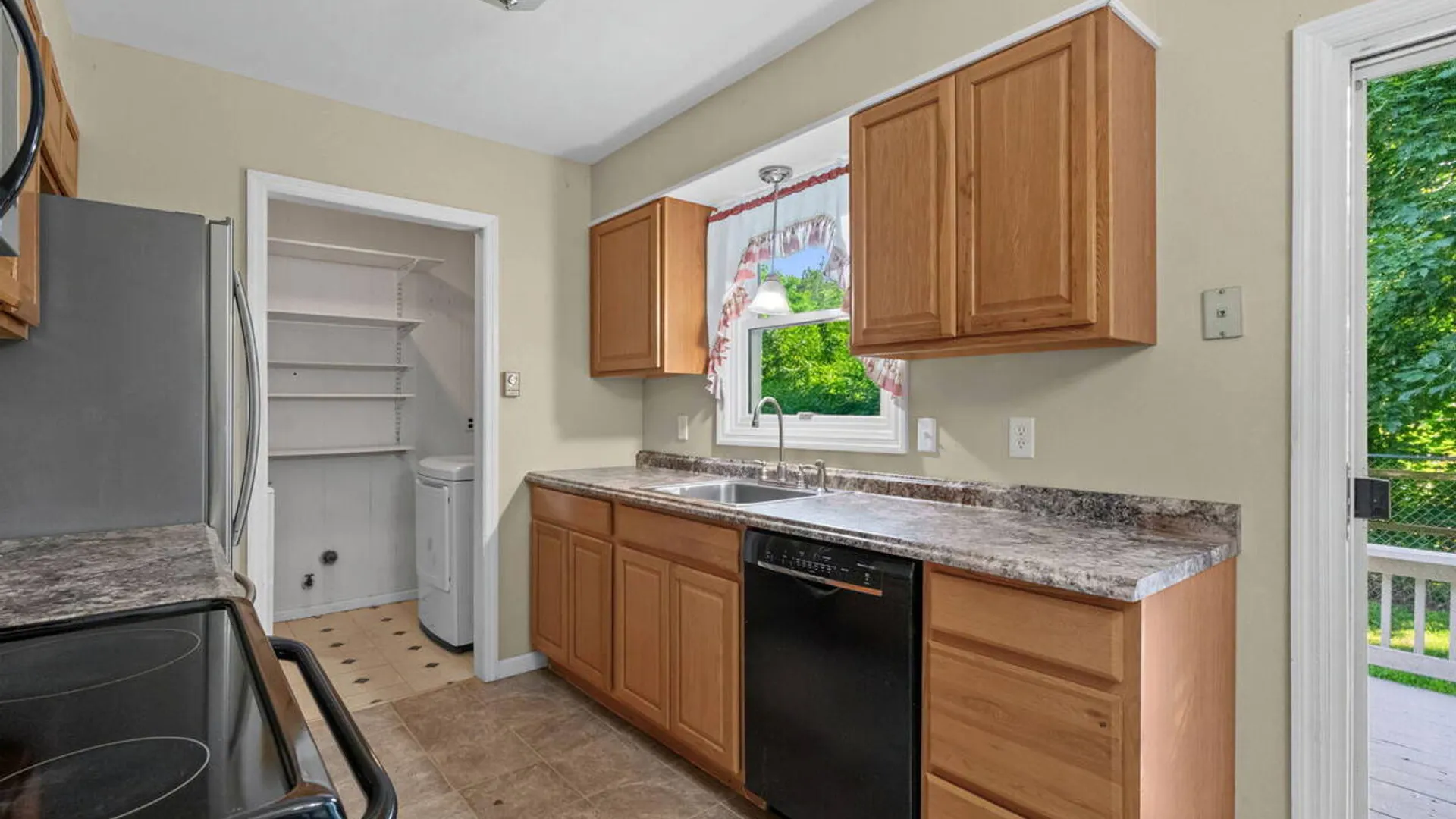 Property at 50 Washington Avenue, Coxsackie, NY 12051 14