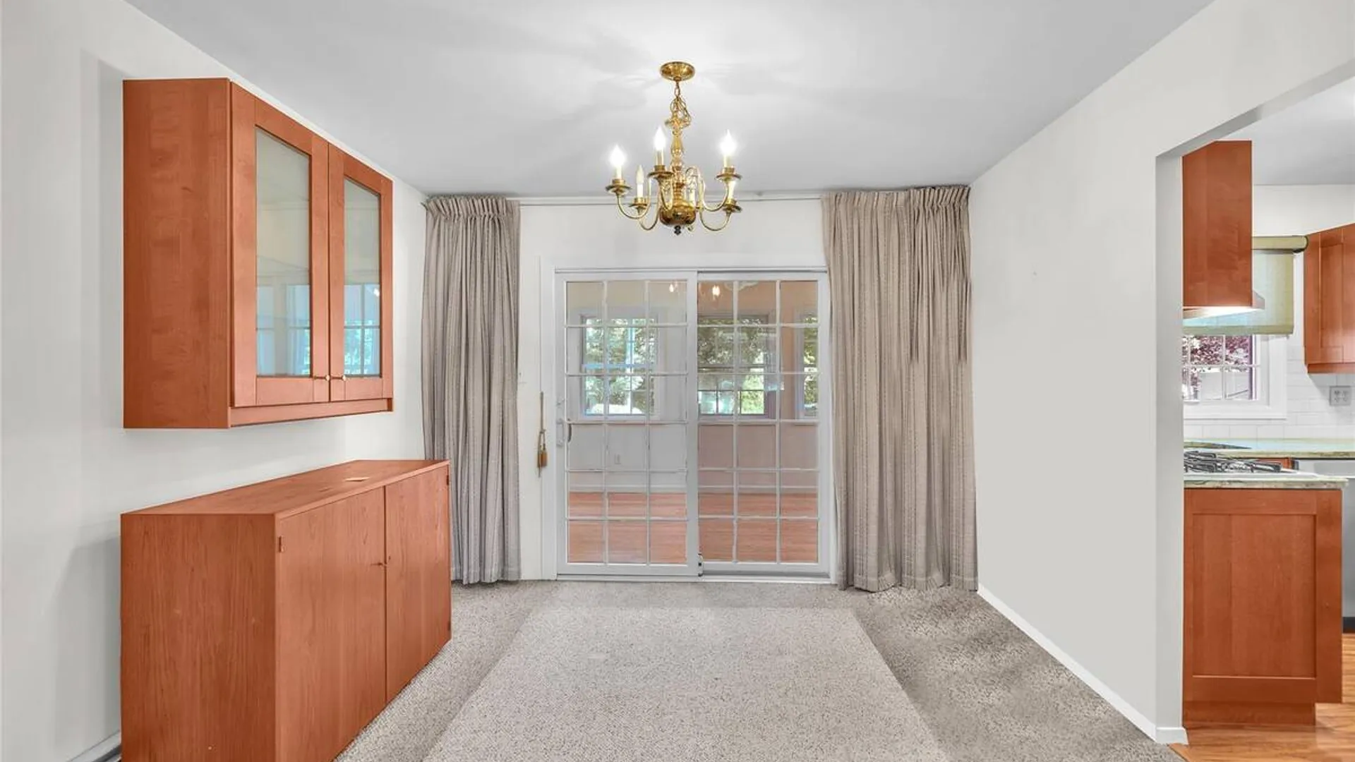 Property at 35 Royalston Lane, Centereach, NY 11720 32