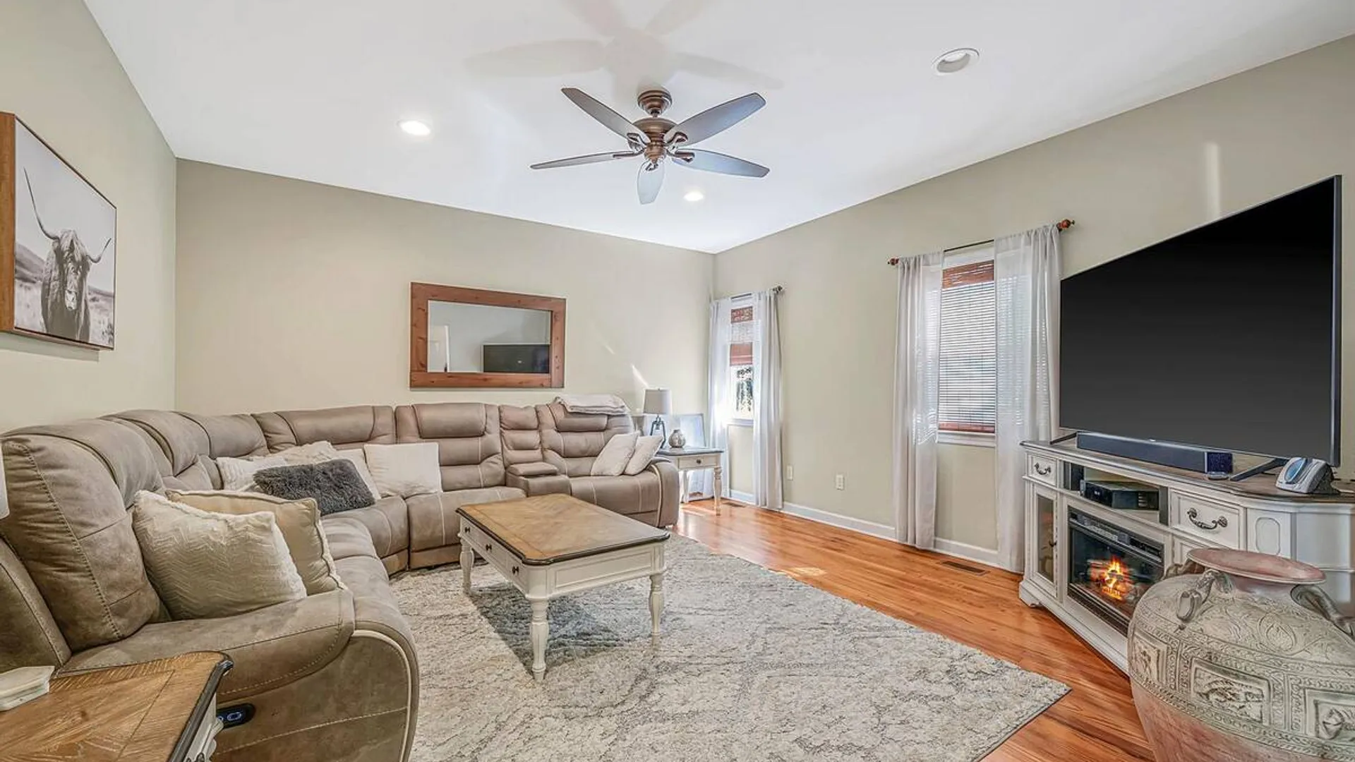 Property at 138 Holiday Boulevard, Center Moriches, NY 11934 15
