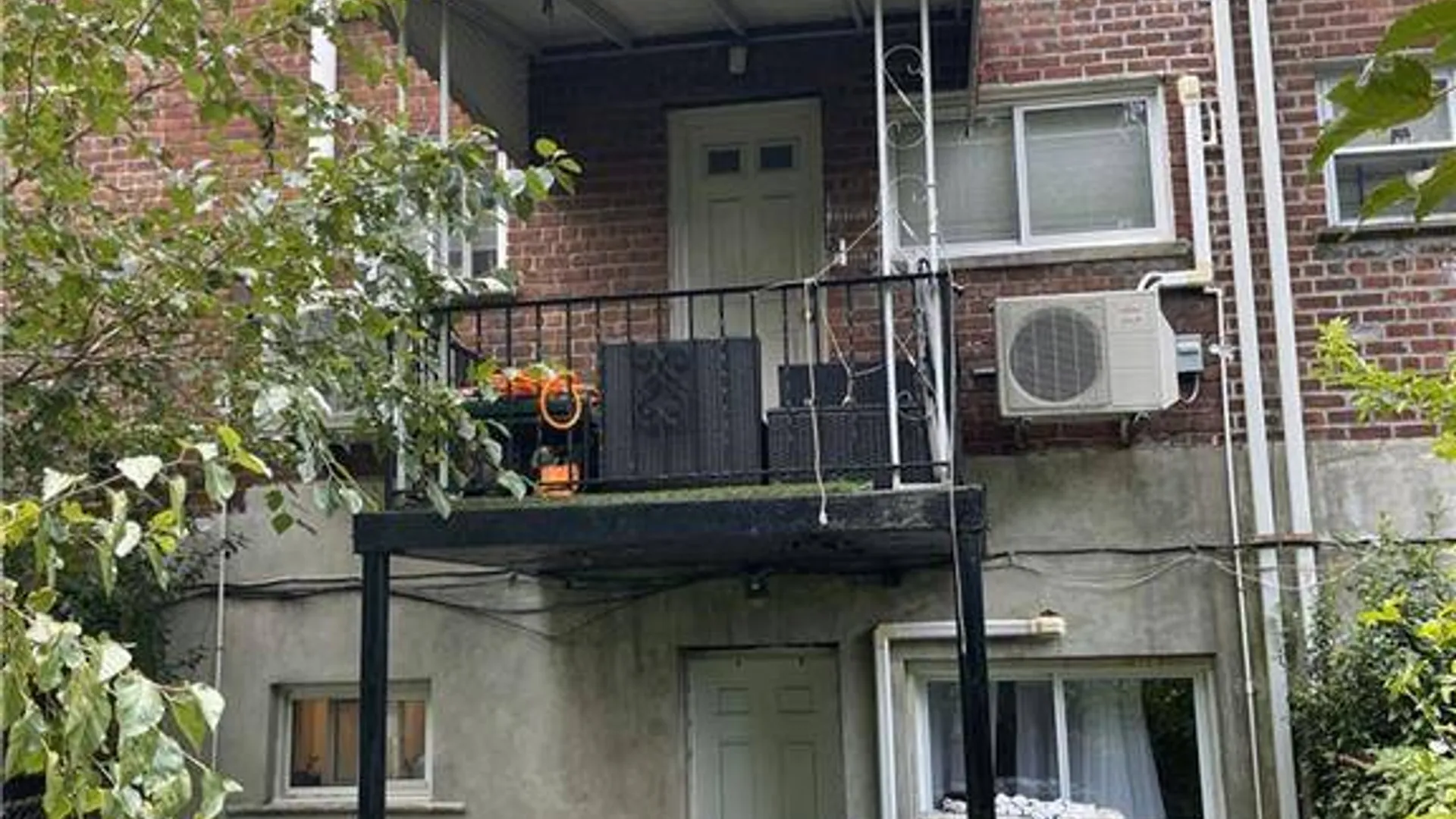 Property at 409 S 3rd Avenue, Mount Vernon, NY 10550 28