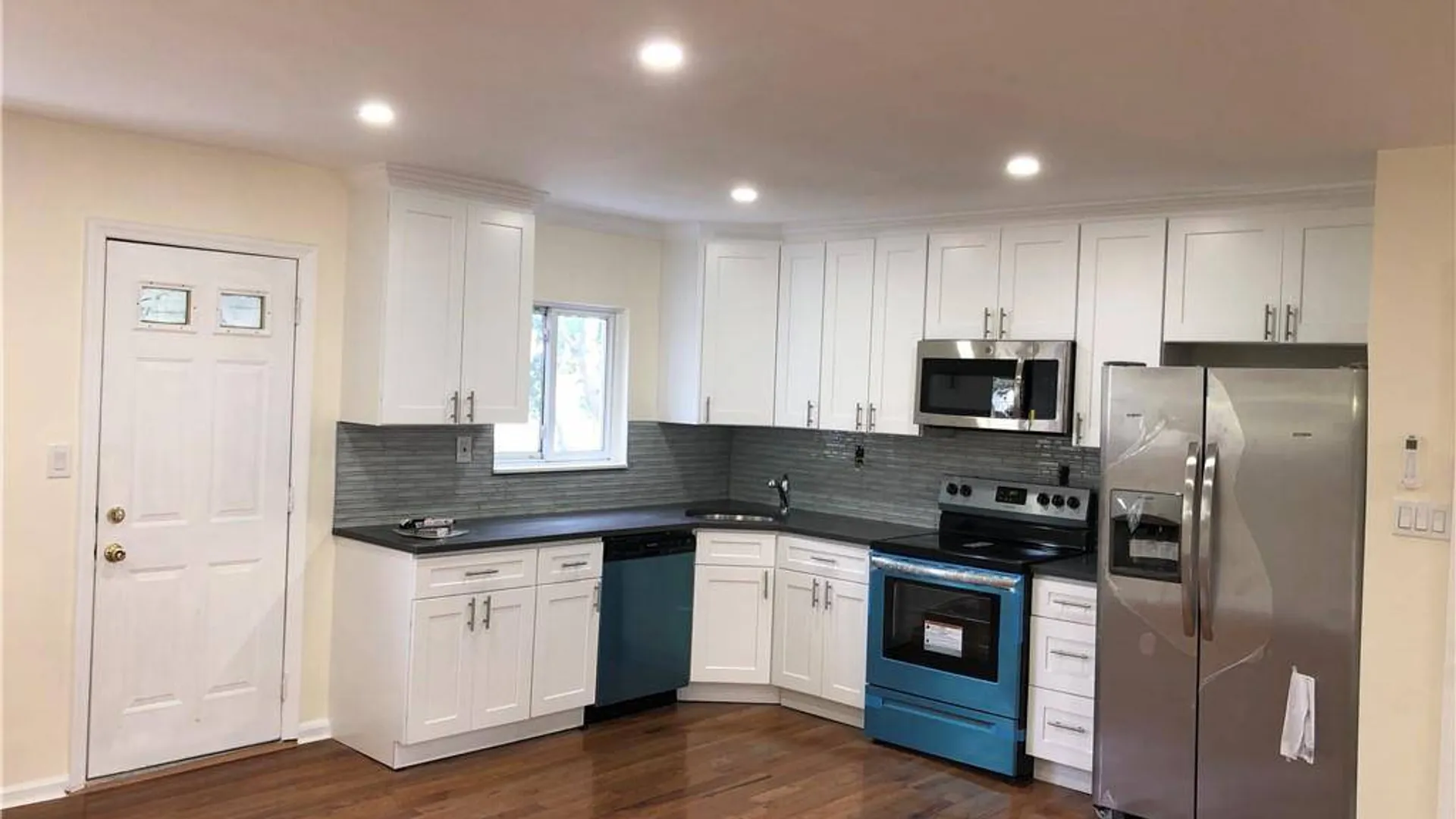 Property at 409 S 3rd Avenue, Mount Vernon, NY 10550 23