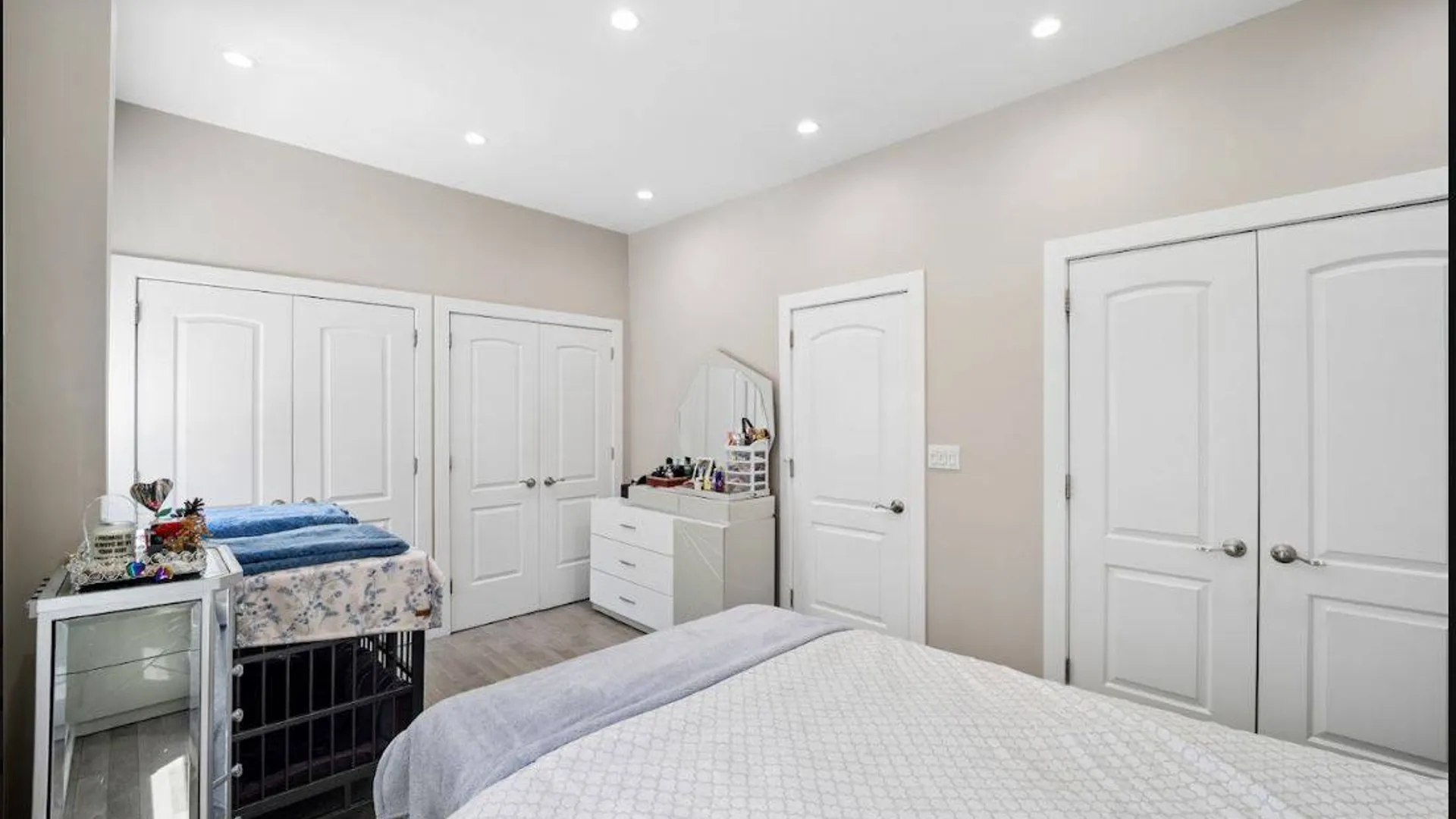 Property at 76-04 68th Ave, New York, NY, NY 11379 16