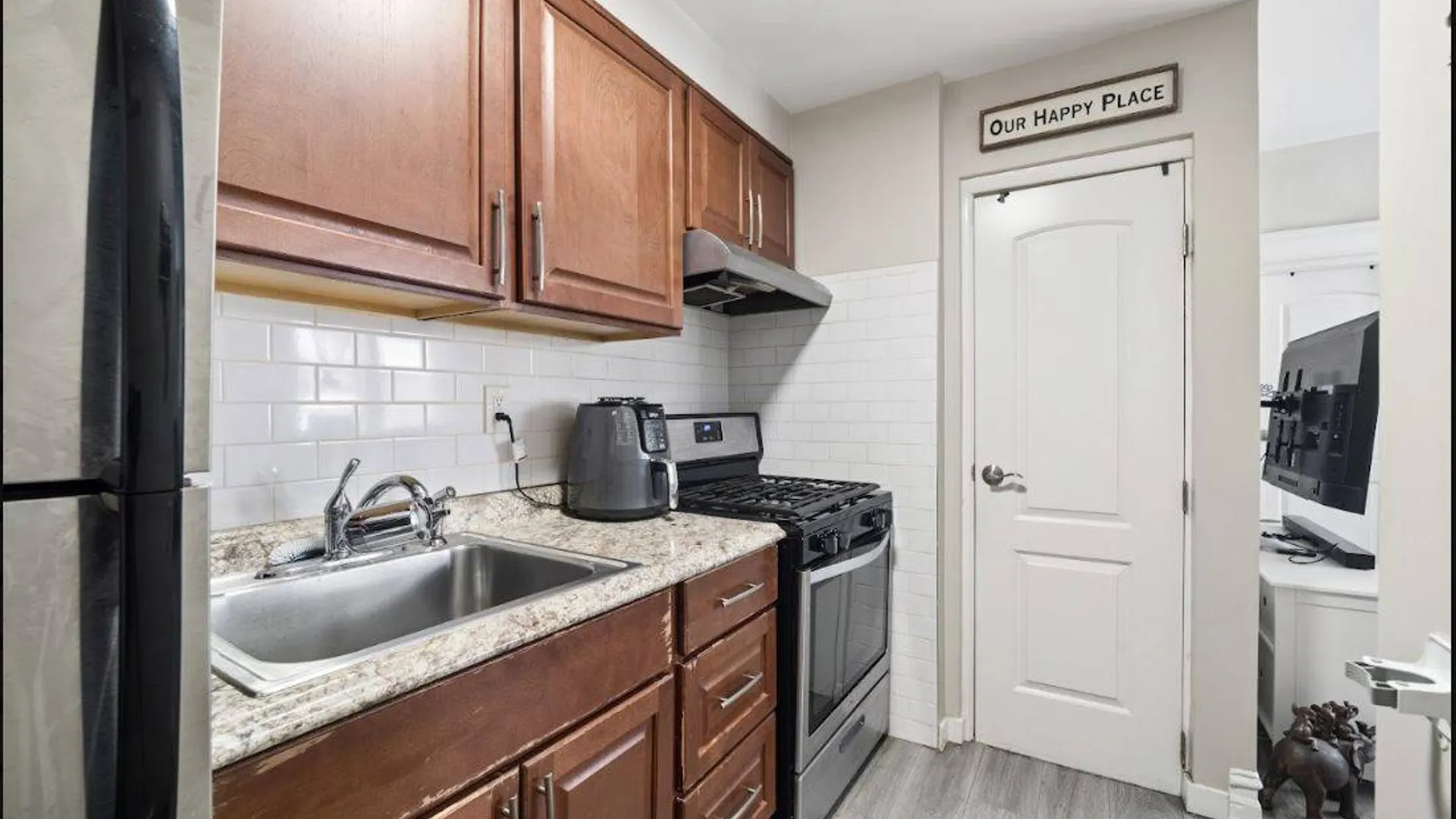 Property at 76-04 68th Ave, New York, NY, NY 11379 19