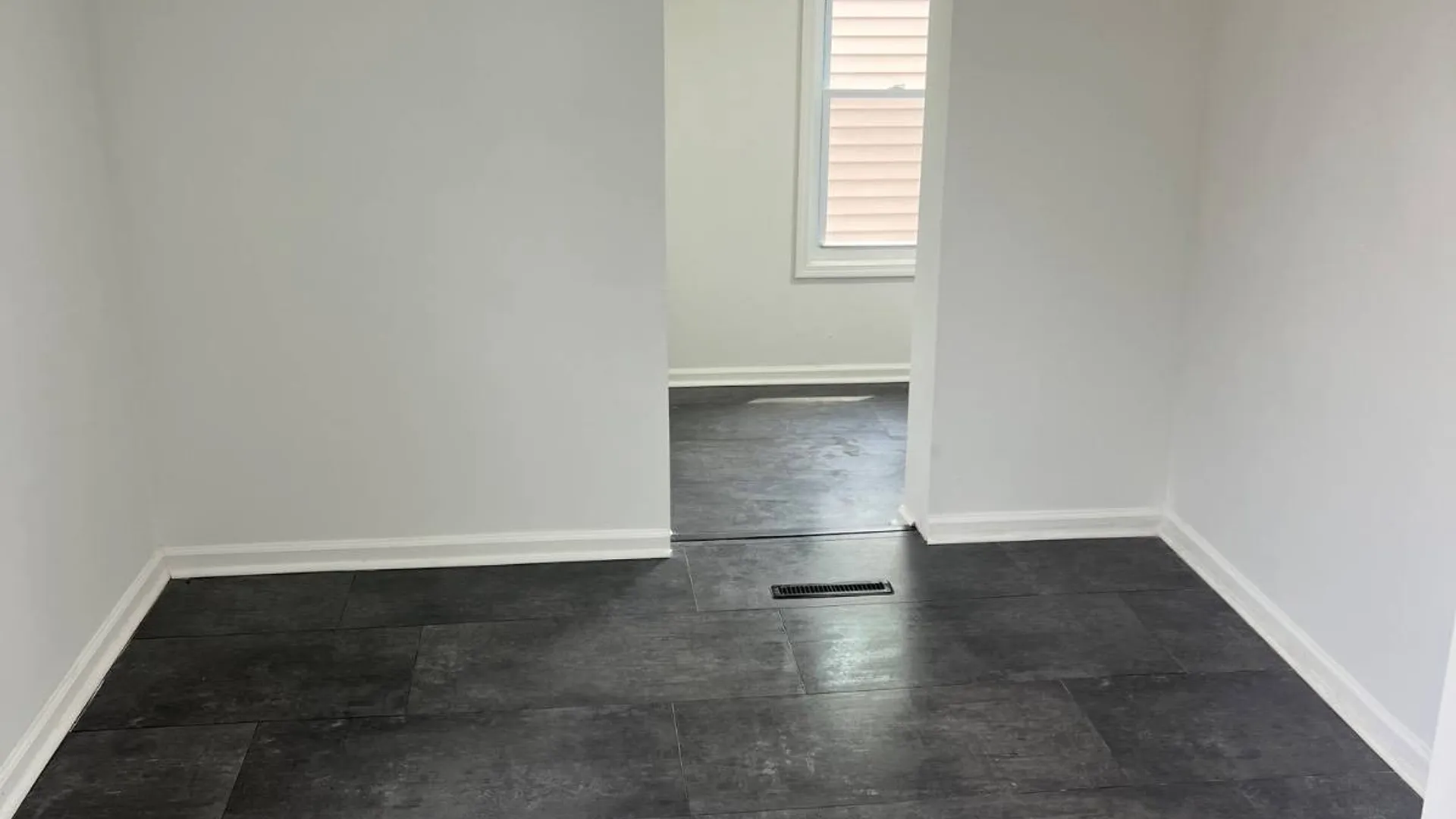 Property at 53 Park St, Gloversville, NY 12078 11