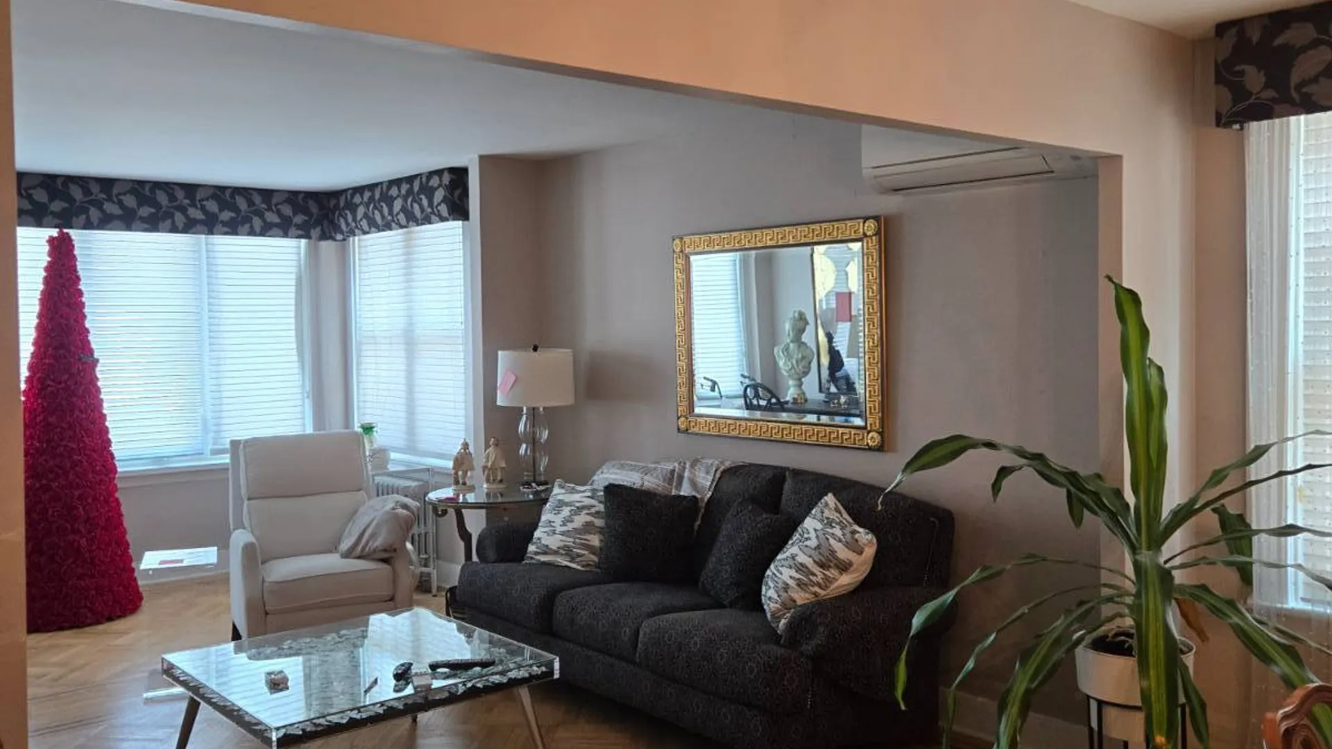 Property at 70-22 68th Street, Glendale, NY 11385 4