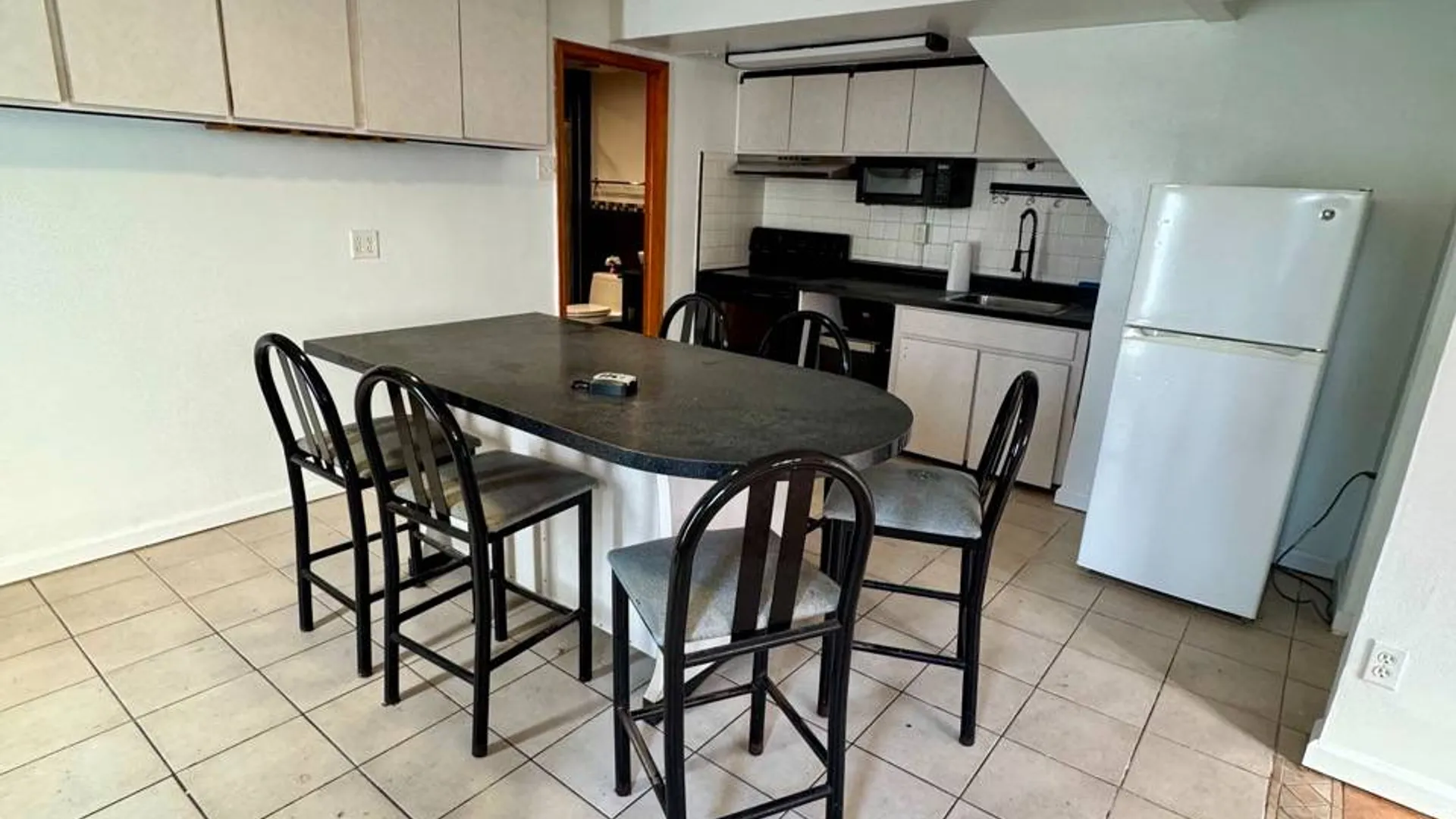 Property at 2001 Gerritsen Avenue, Brooklyn, NY 11229 4