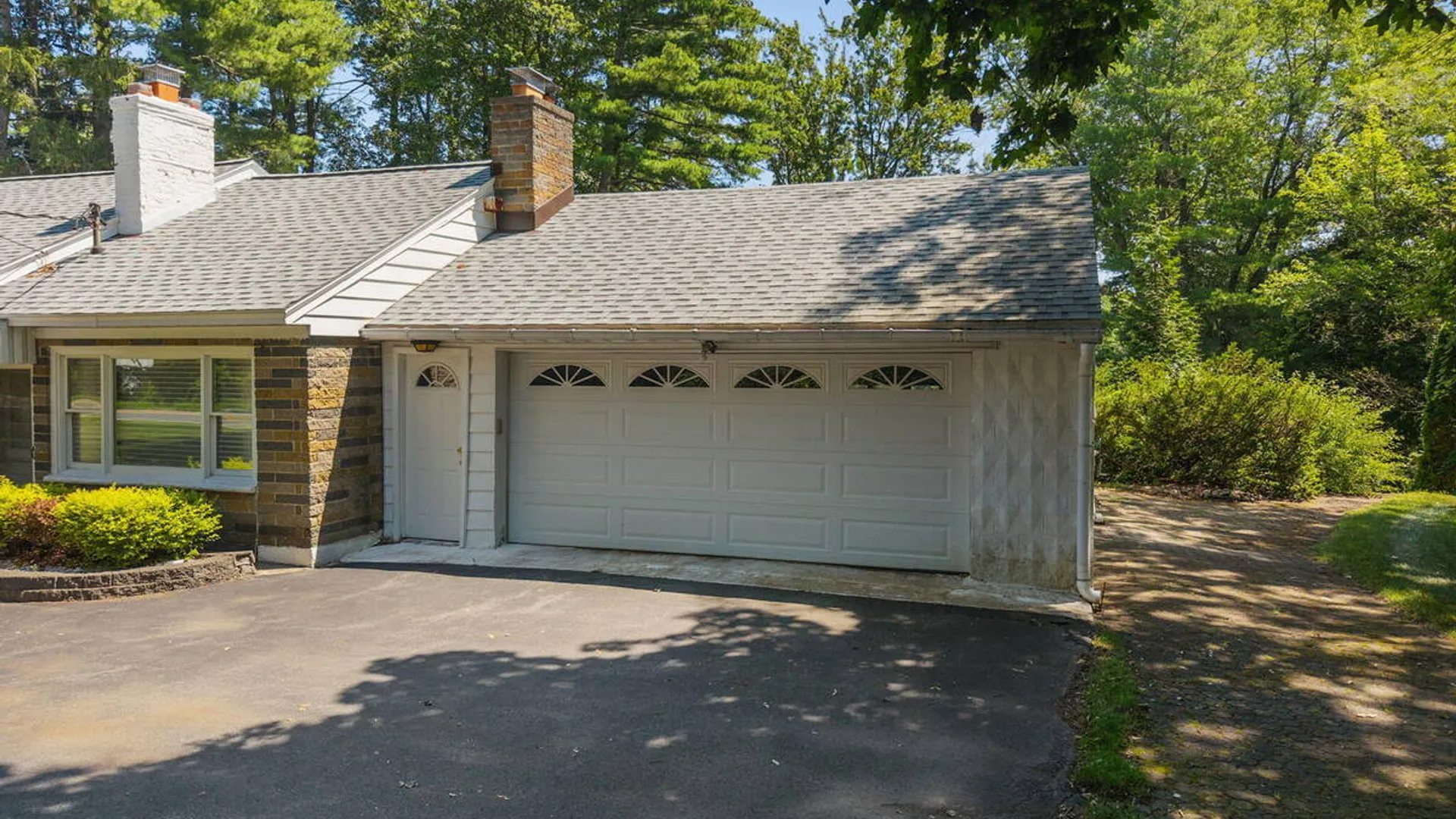 Property at 1984 Van Antwerp Road, Niskayuna, NY 12309 50