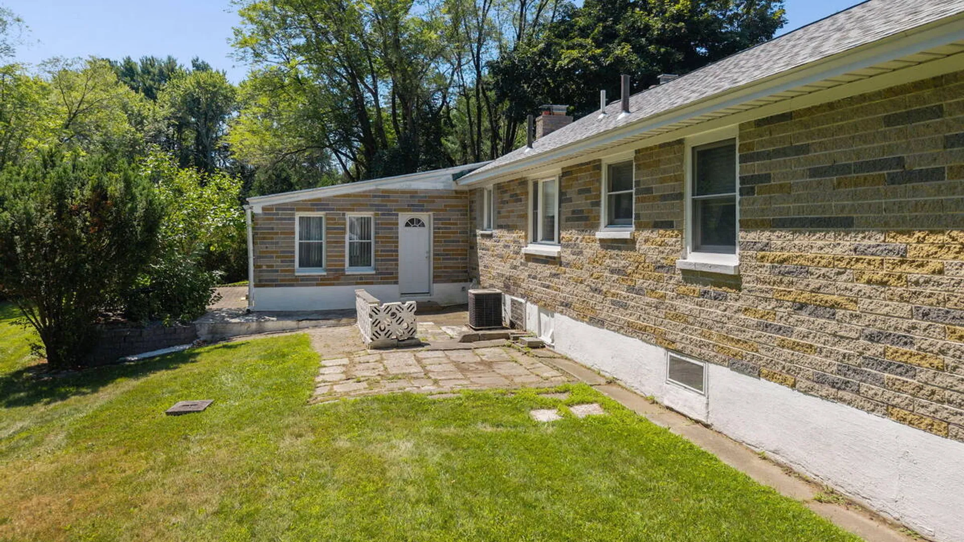 Property at 1984 Van Antwerp Road, Niskayuna, NY 12309 55