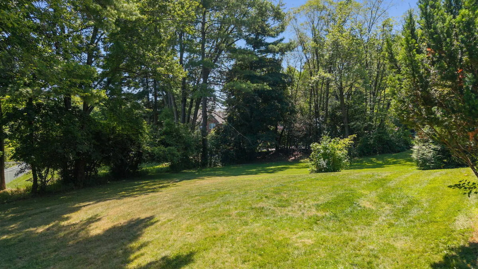 Property at 1984 Van Antwerp Road, Niskayuna, NY 12309 57