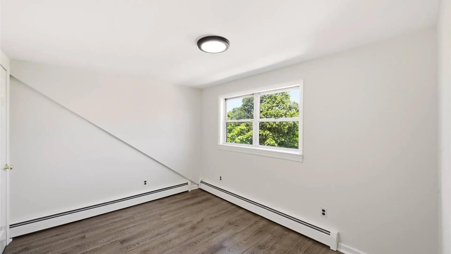 Property at 8 5th Street, Bayville, NY 11709 19