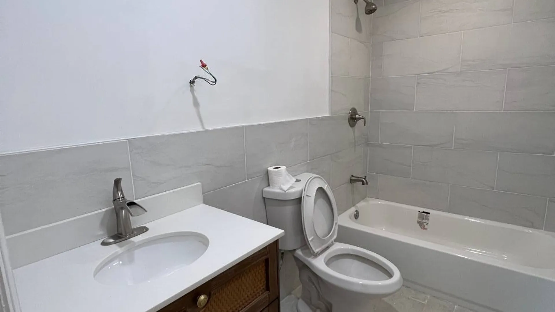 Property at 139-16 230th Pl, Laurelton, NY 11413 6