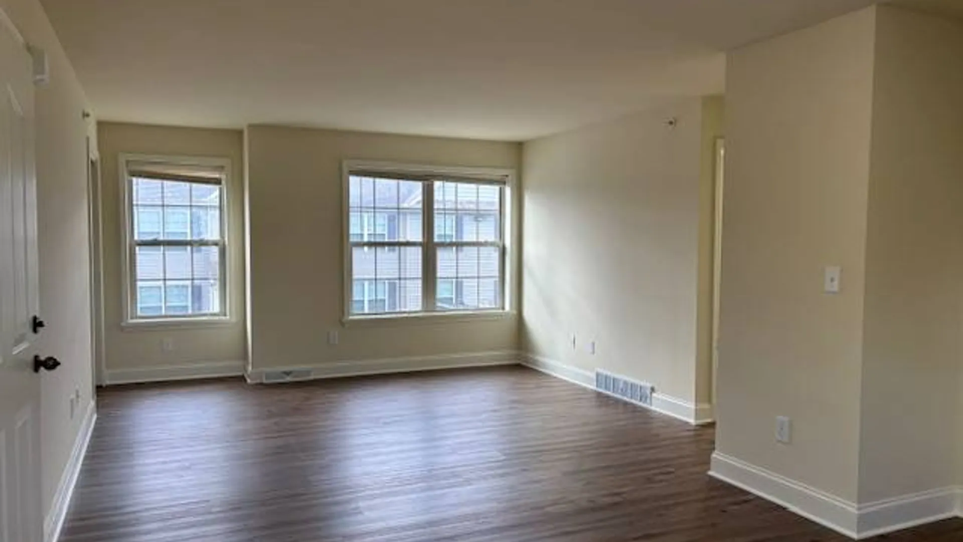 Property at 1952 Curry, Schenectady, NY 12303 3