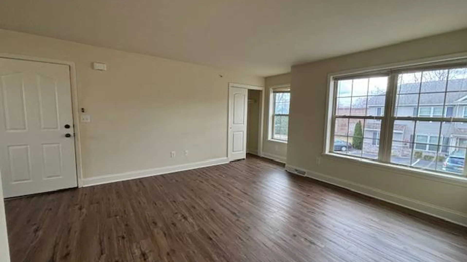 Property at 1952 Curry, Schenectady, NY 12303 4