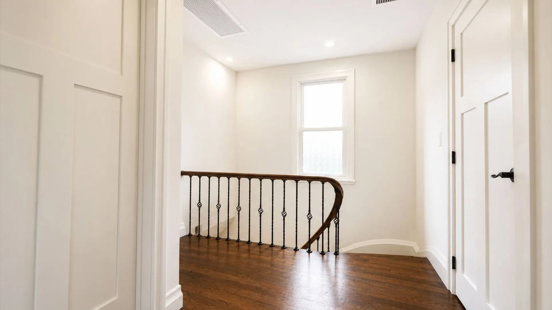 Property at 11 Marion Avenue, Staten Island, NY 10304 29