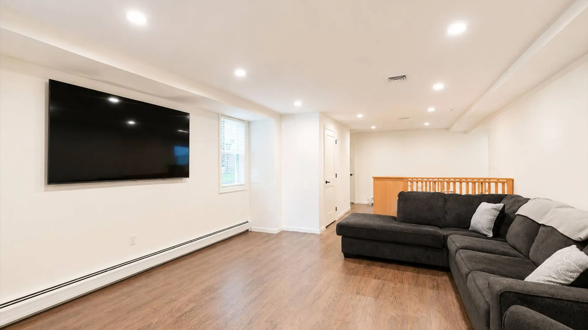 Property at 11 Marion Avenue, Staten Island, NY 10304 38