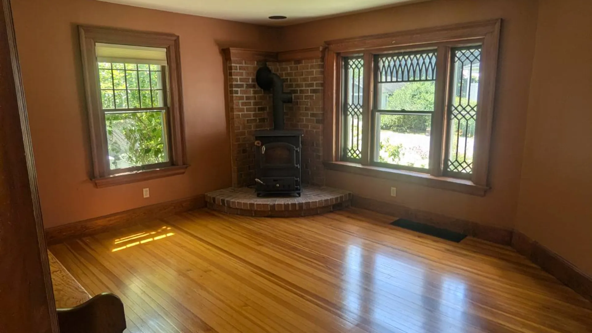 Property at 18 Monroe St, Glens Falls, NY 12801 28