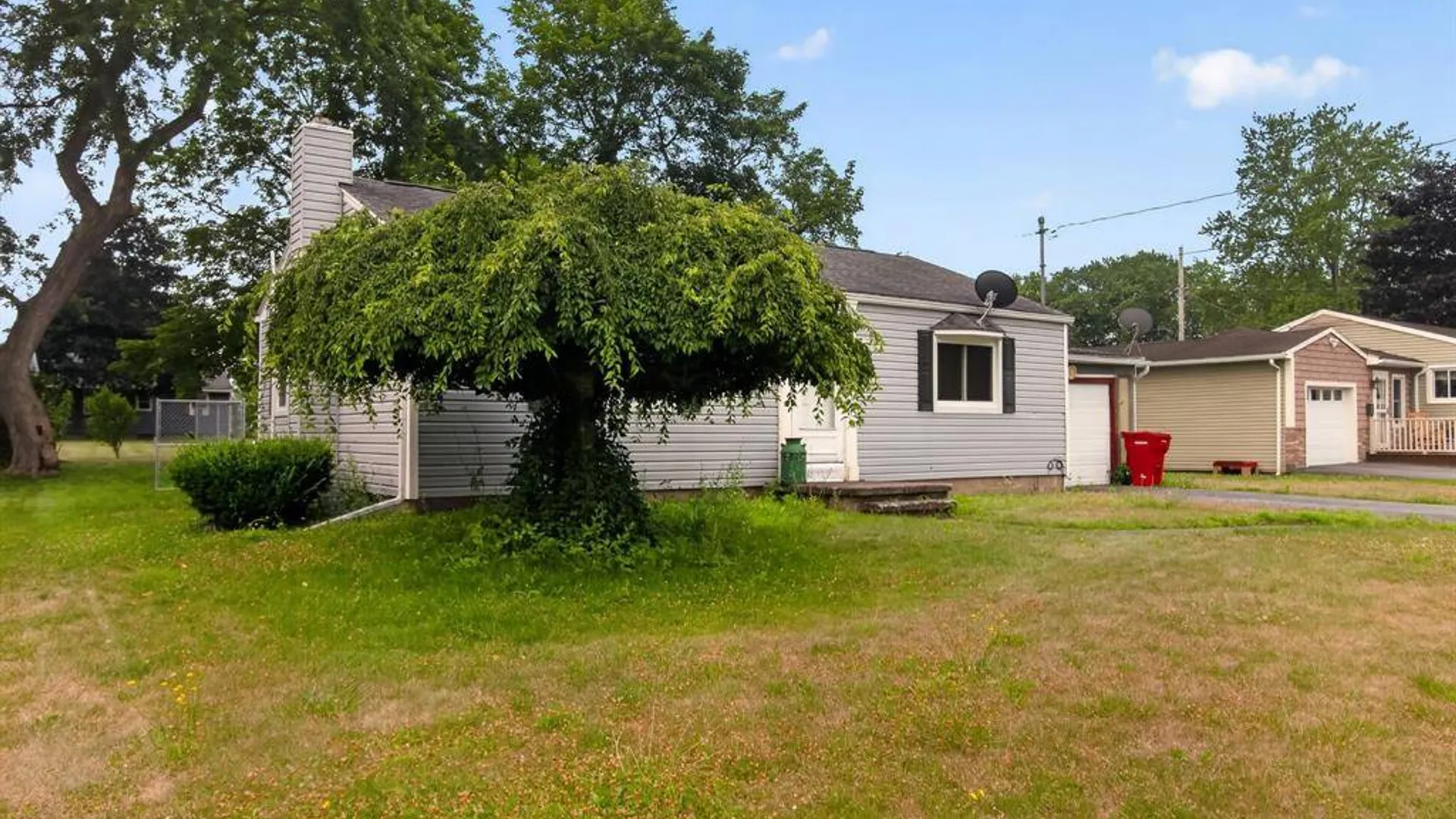 Property at 162 Landon Ave, Newark, NY 14513 14