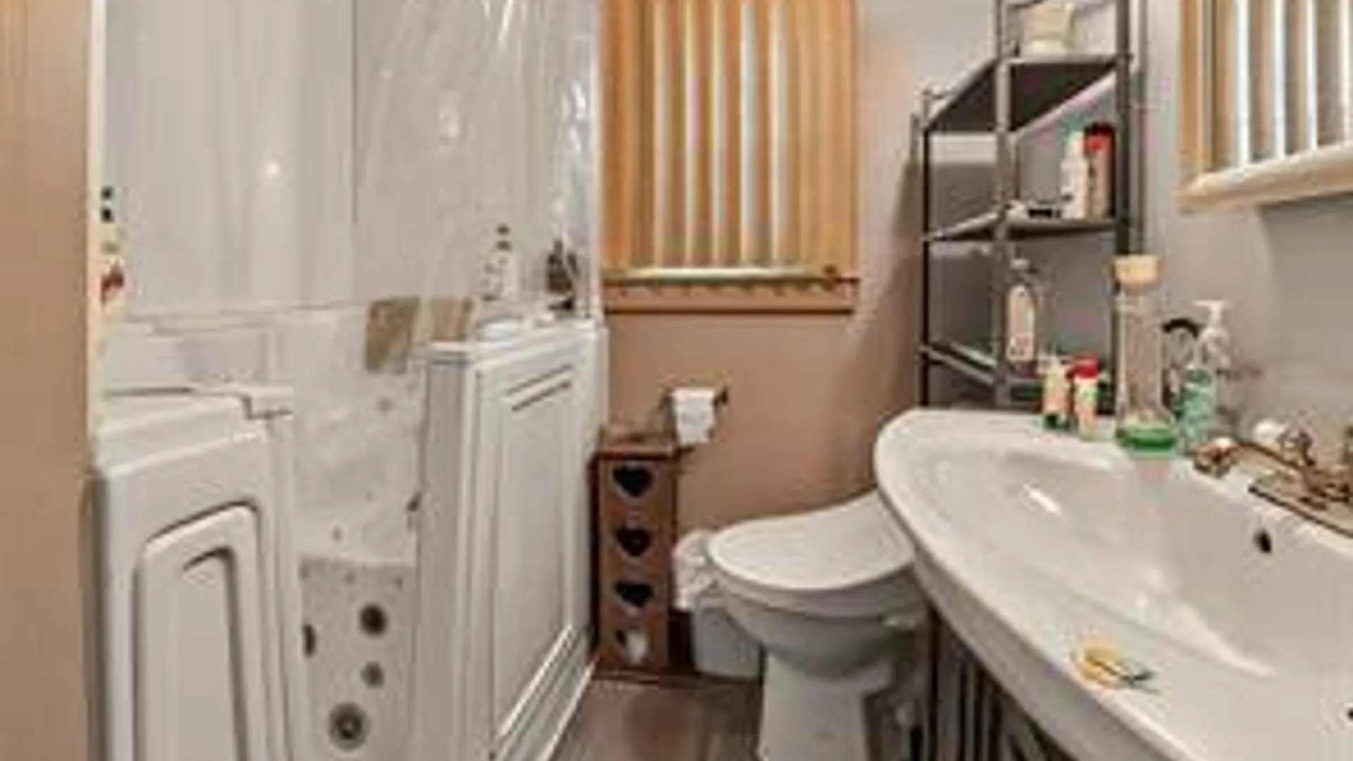 Property at 162 Landon Ave, Newark, NY 14513 21
