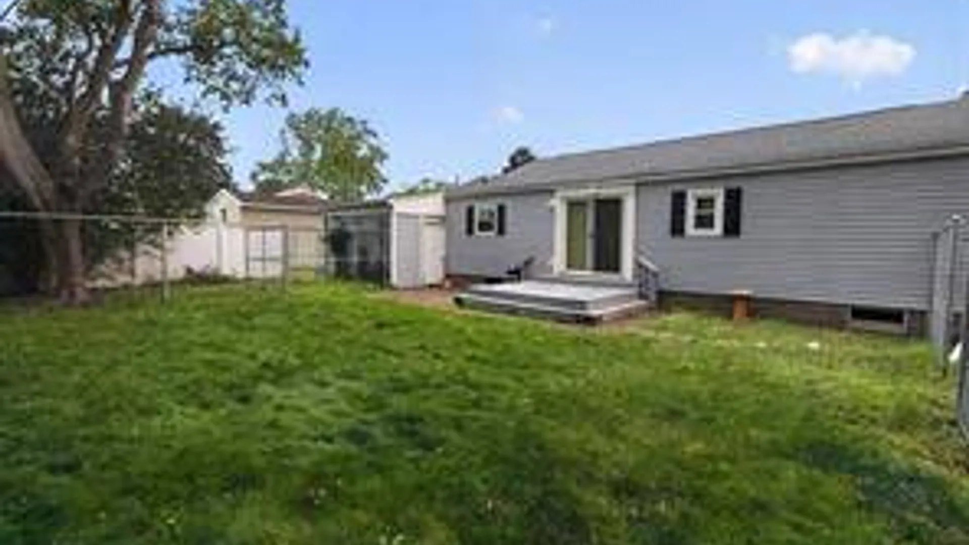 Property at 162 Landon Ave, Newark, NY 14513 3