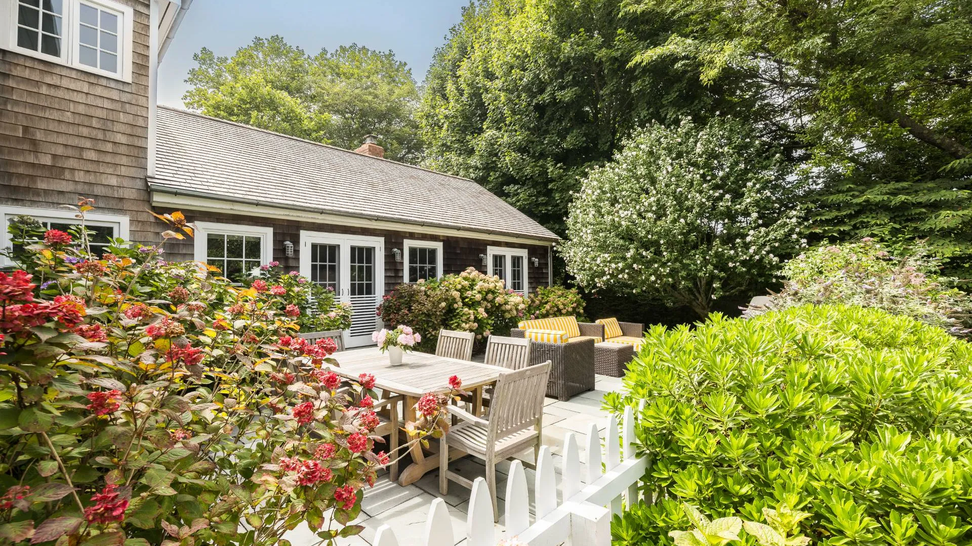 Property at 18 Gansett Lane, Amagansett, NY 11930 14