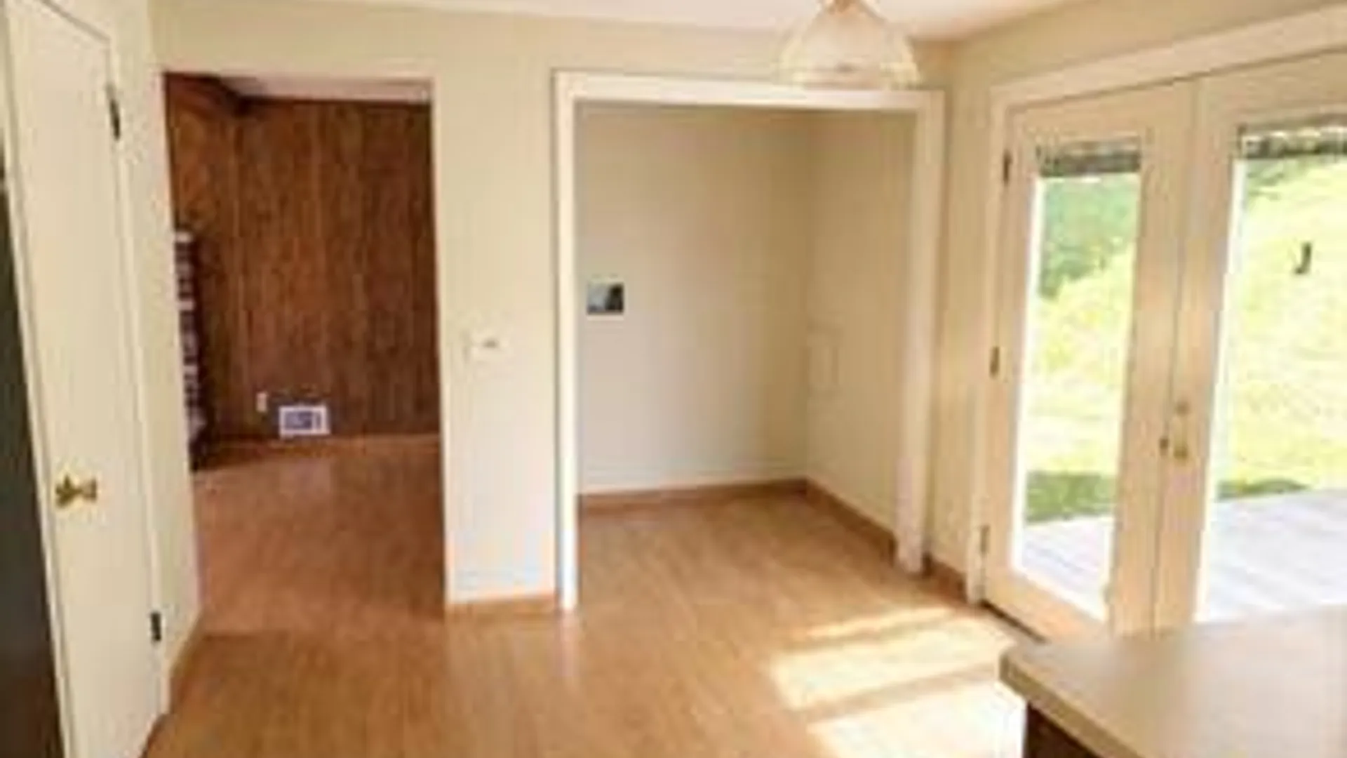 Property at 15 Crestview Dr, Pittsford, NY 14534 6
