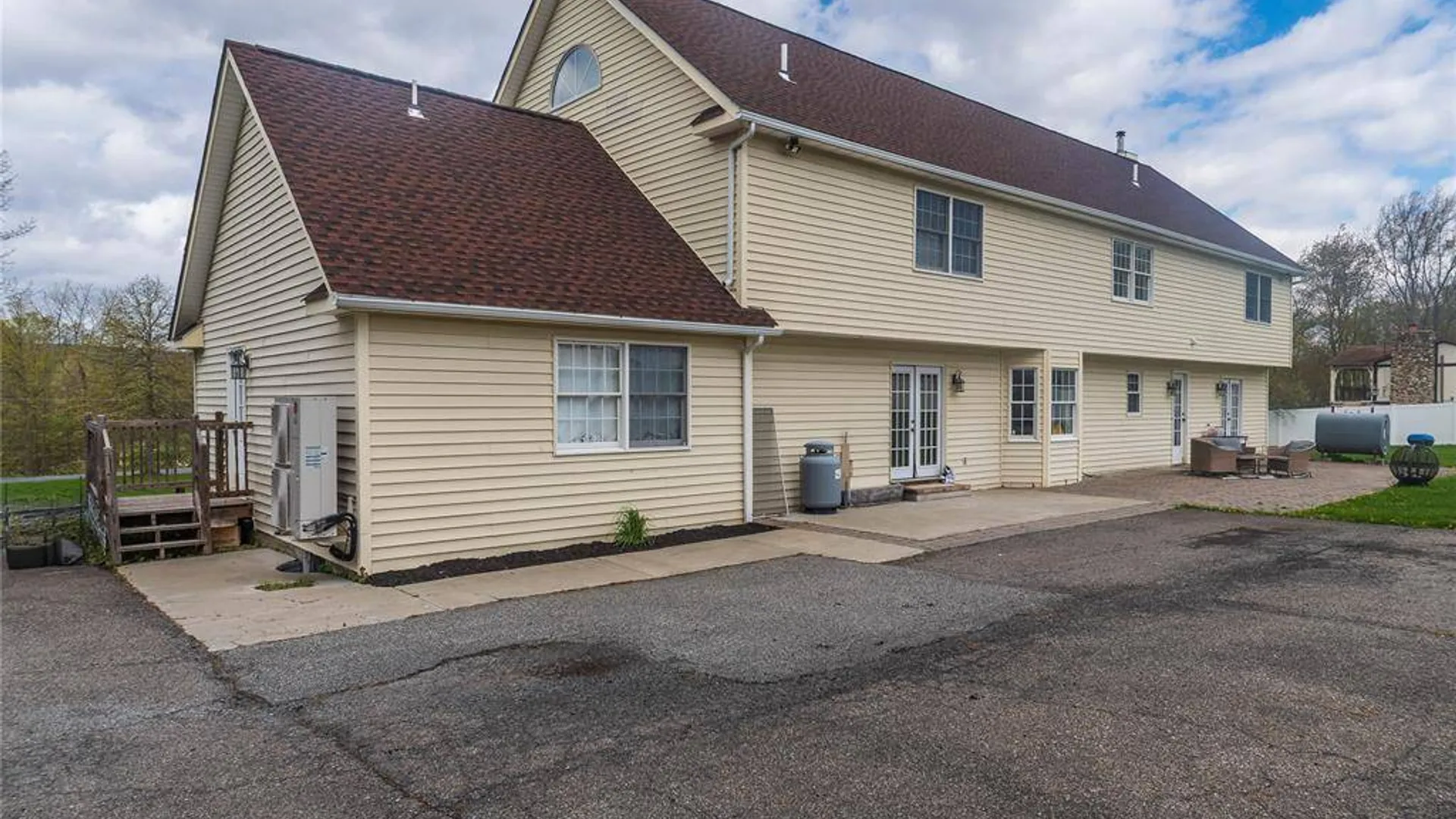 Property at 107 Dunthorne, Pine Bush, NY 12566 42