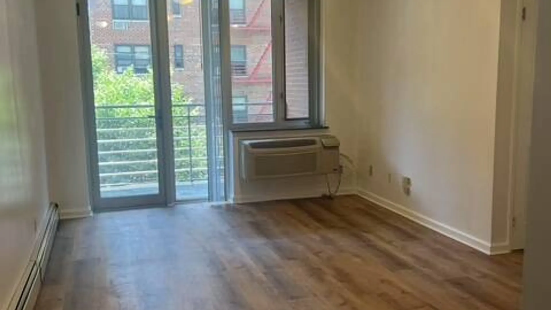 Property at 38-30 Parsons blvd, Flushing, NY 11354 3