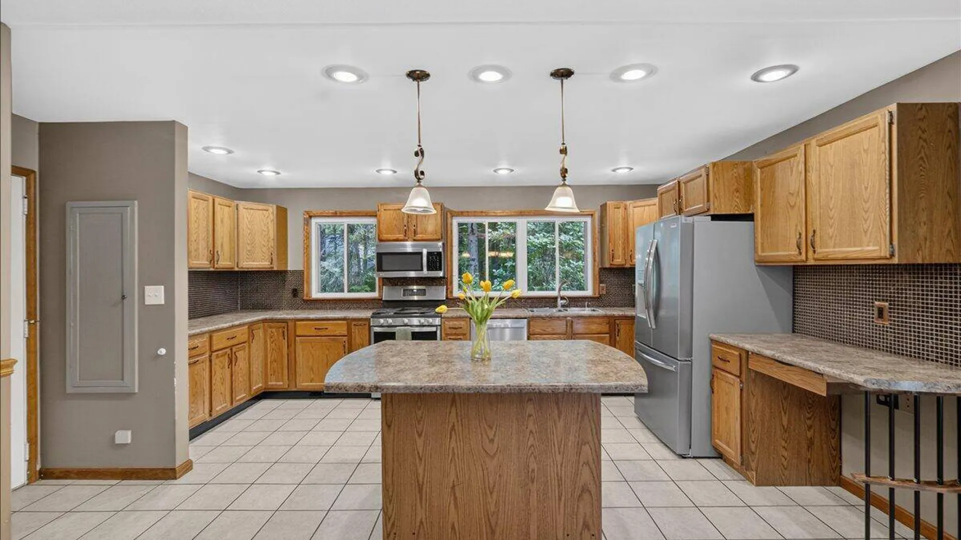 Property at 21 Knollwood Drive, Wilton, NY 12866 8