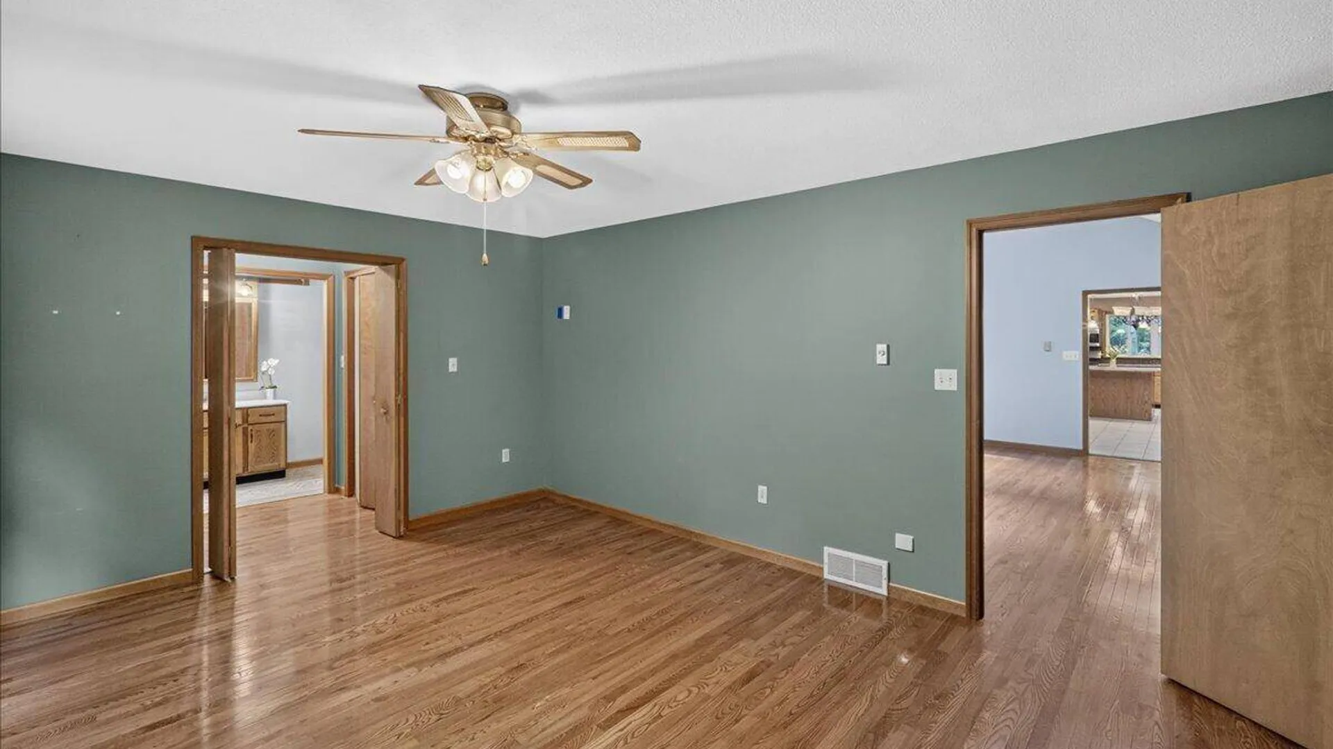 Property at 21 Knollwood Drive, Wilton, NY 12866 15