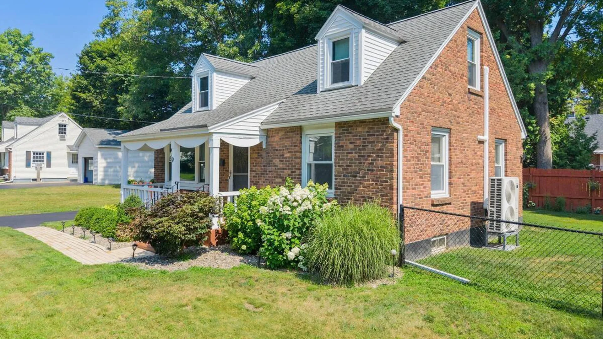 Property at 9 Sutherland Drive, Glenville, NY 12302 3