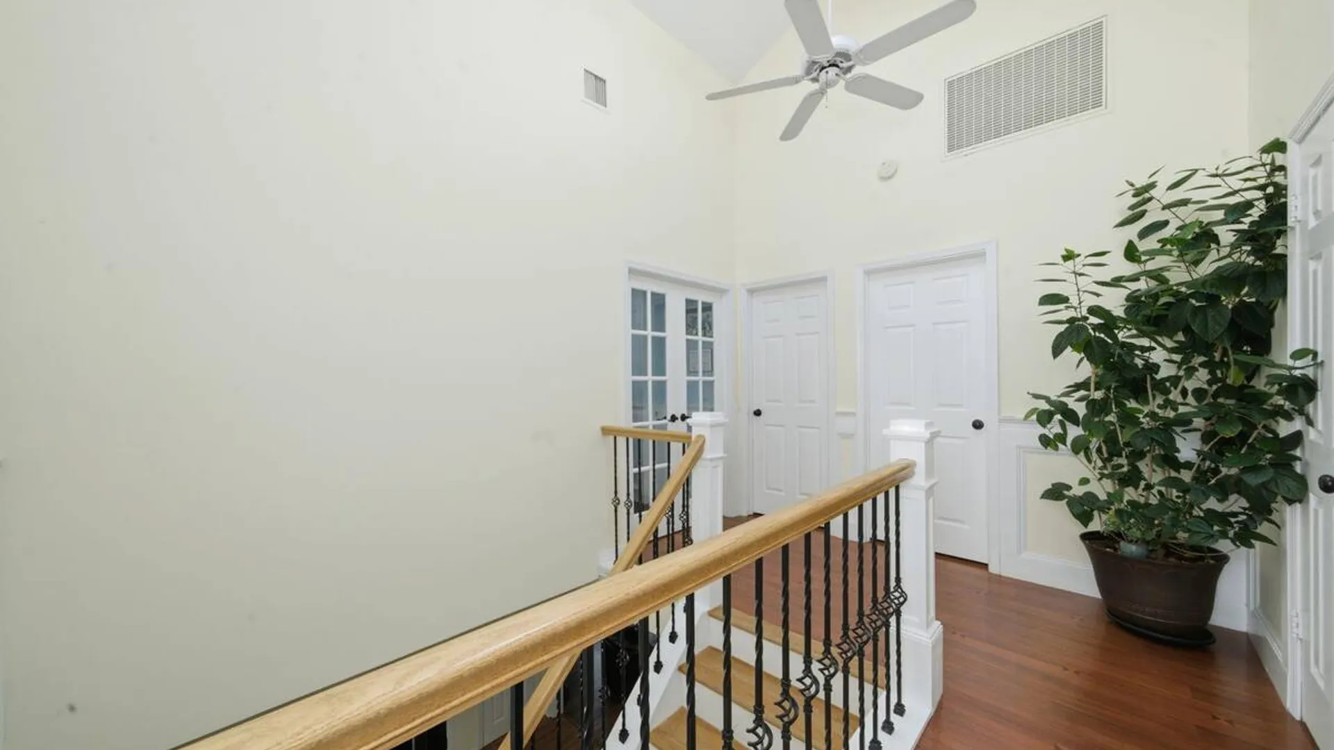 Property at 4 Saybrook Court, Port Jefferson Station, NY 11776 25