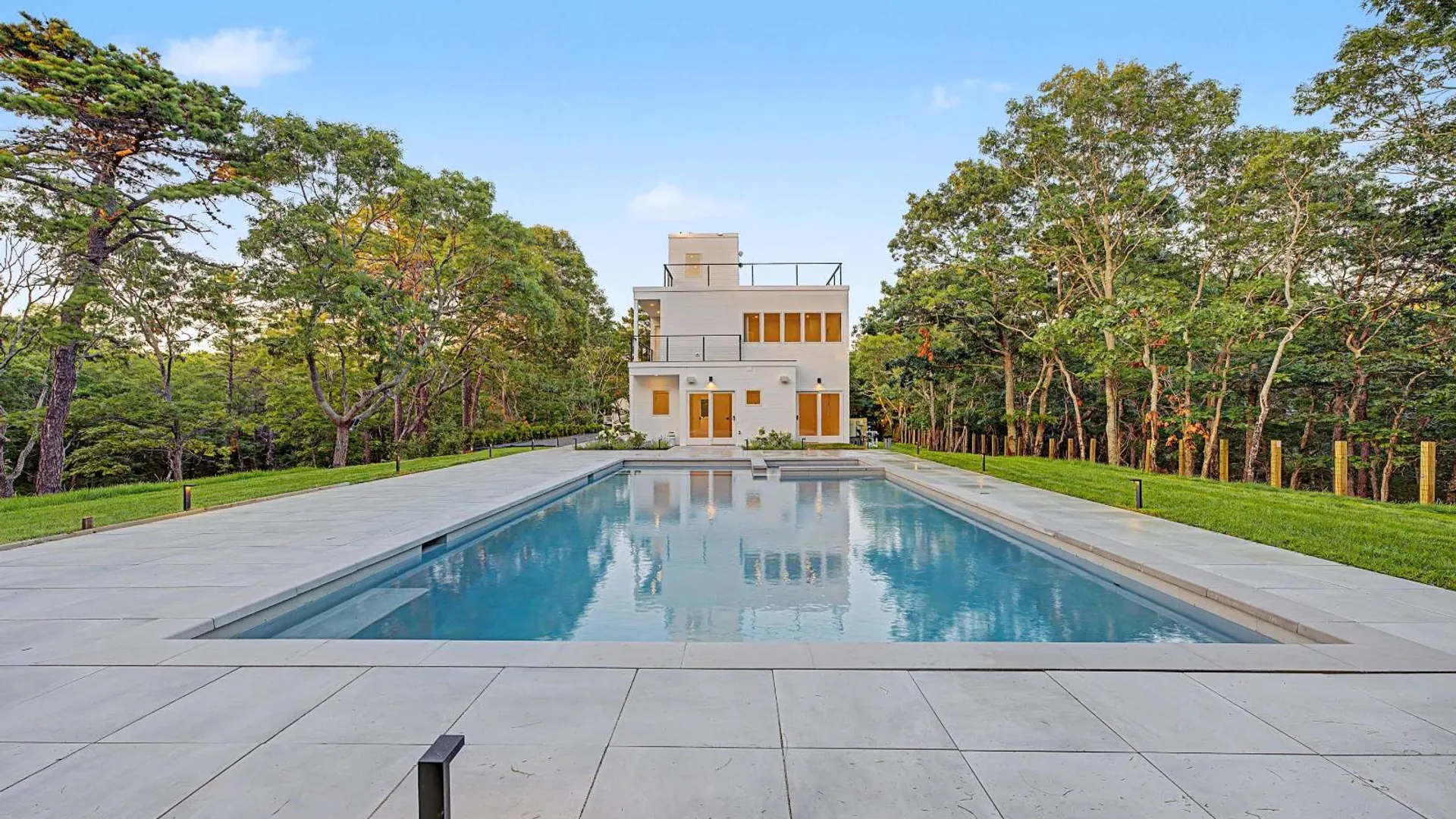 Property at 5 Bark Ct, Wainscott, NY 11975 29