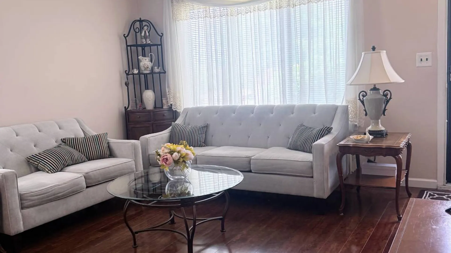 Property at 165 Narrows Rd N, Staten Island, NY 10305 4