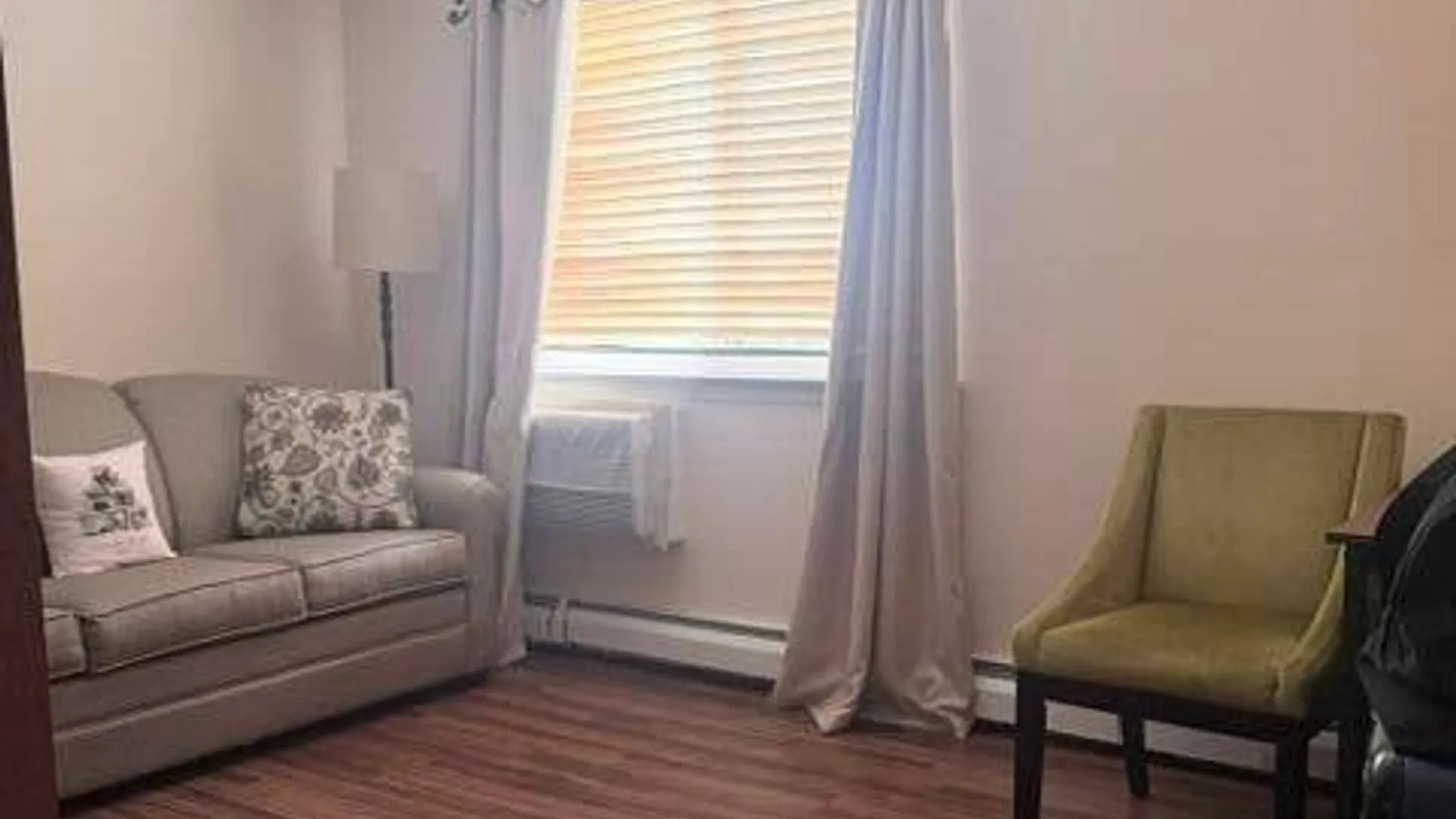Property at 165 Narrows Rd N, Staten Island, NY 10305 15