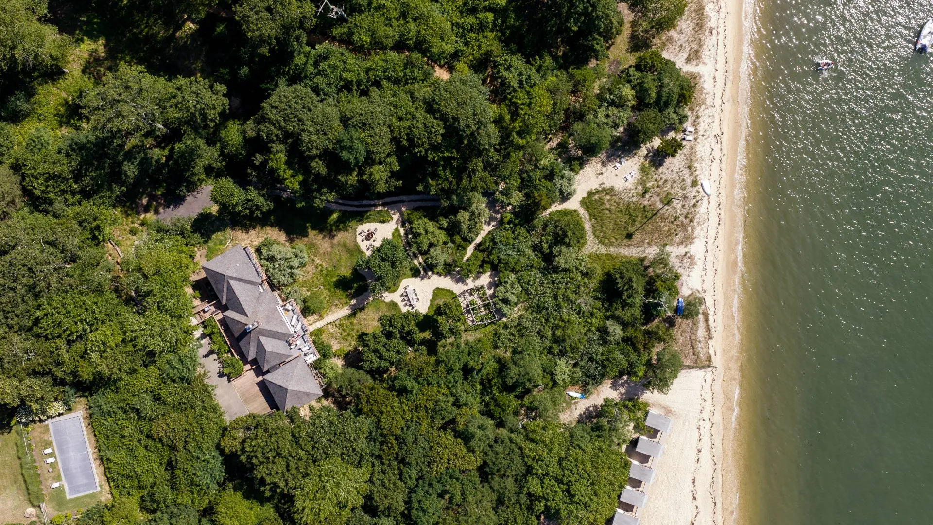 Property at 3 Bevan Pl, Shelter Island, NY 11964 4