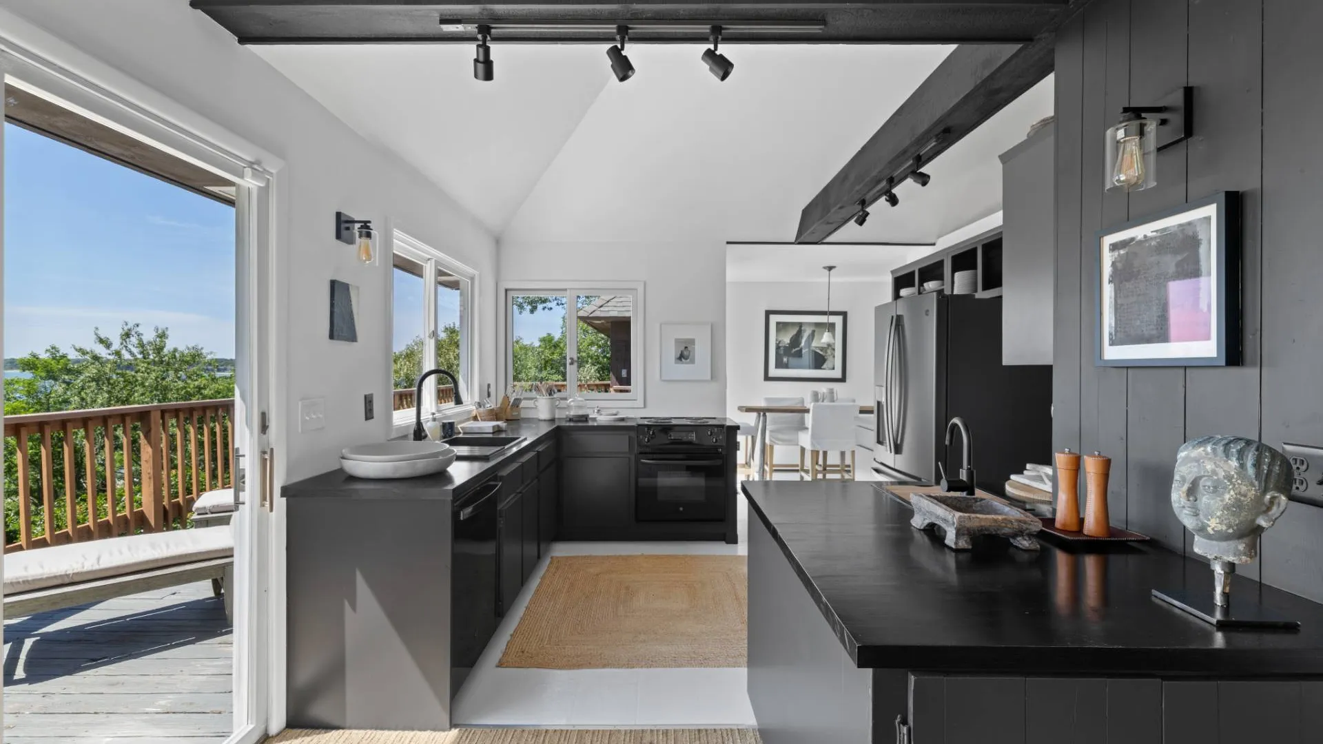 Property at 3 Bevan Pl, Shelter Island, NY 11964 12