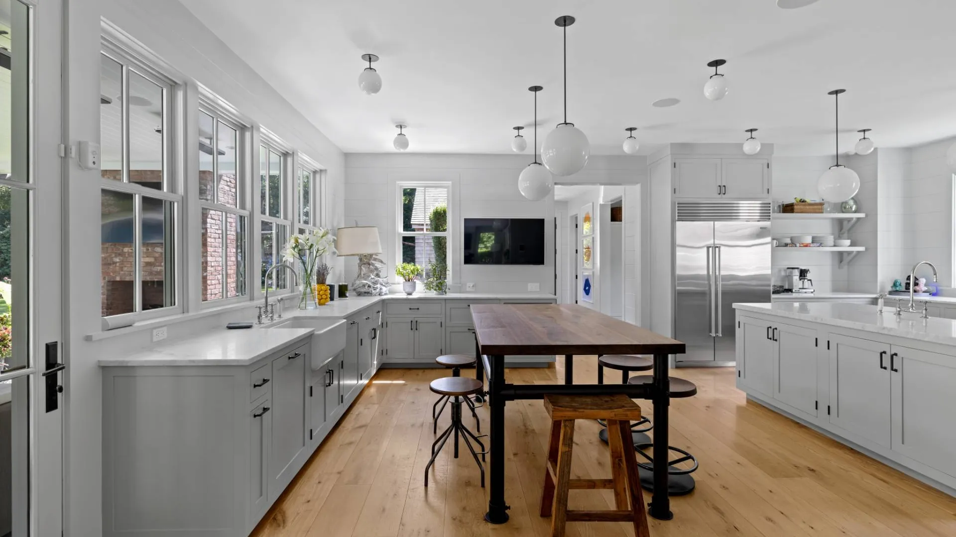 Property at 28 ROXBURY LA, East Hampton, NY 11937 3