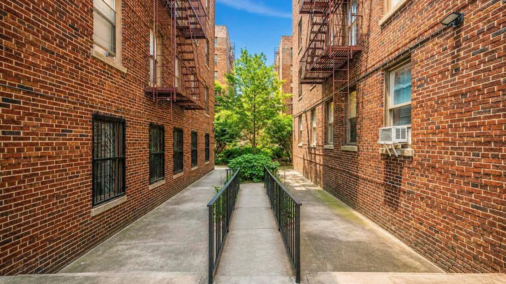 Property at 2925 Matthews Avenue, Bronx, NY 10467 29